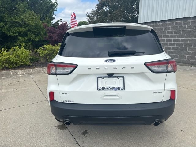 Used 2022 White Ford SE image 8