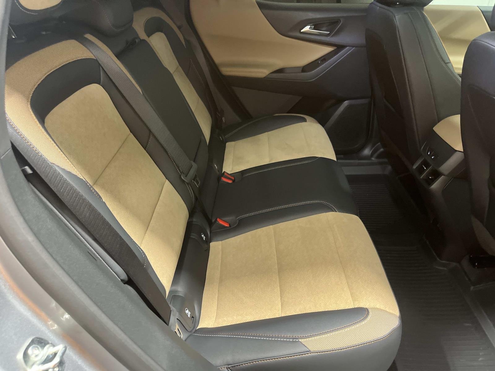 2027 Chevrolet Equinox ACTIV - Photo 28