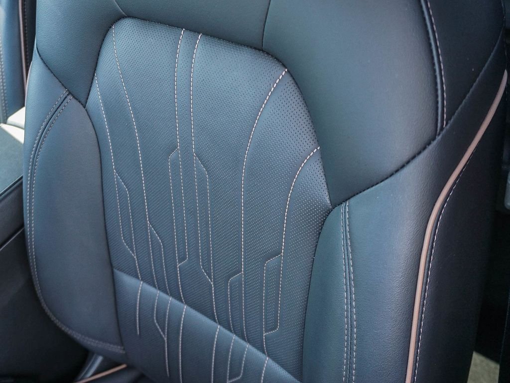 Used 2024 Black Buick Avenir image 20