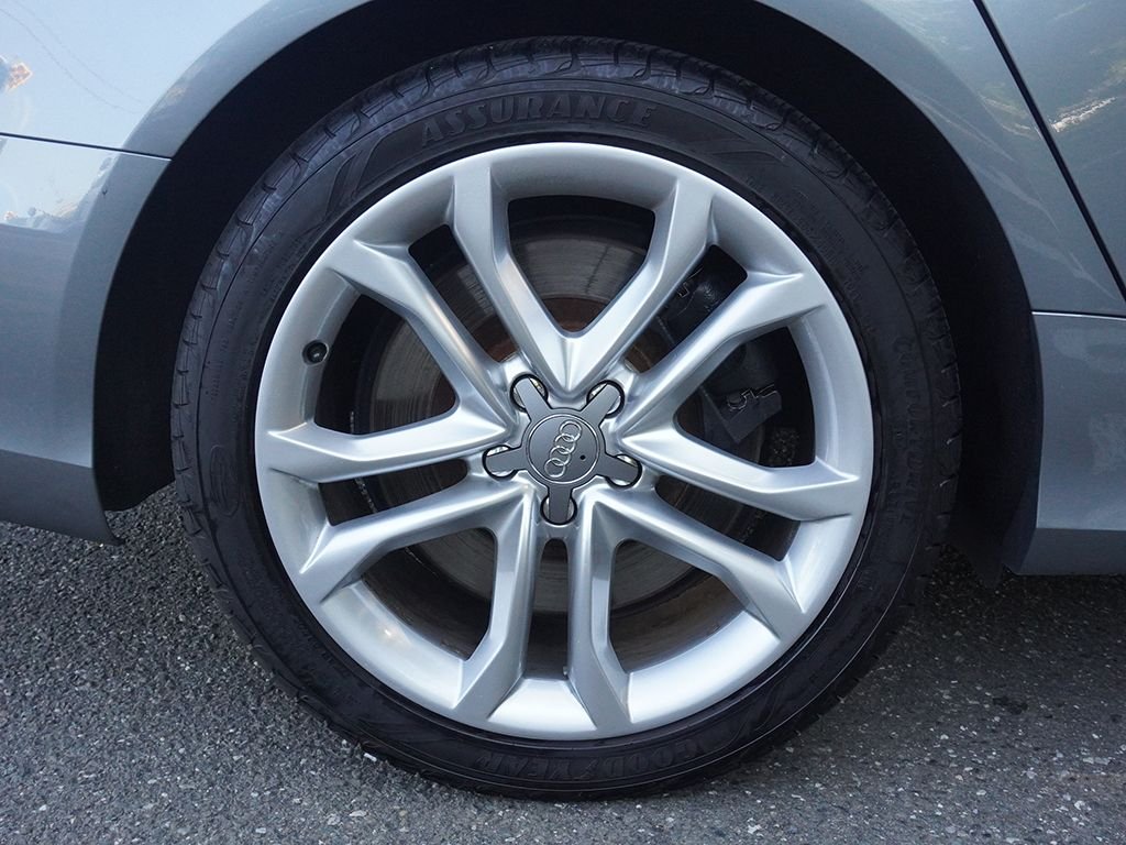 Used 2014 Gray Audi 4.0T Prestige image 24