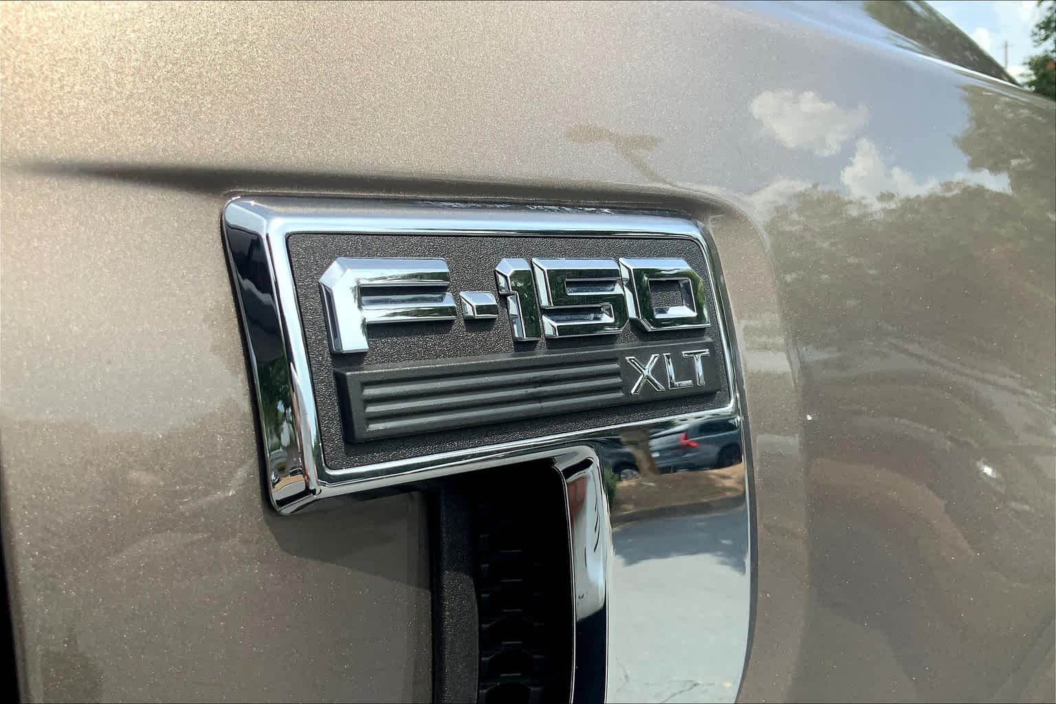 Used 2021 Stone Gray Metallic Ford XLT image 10
