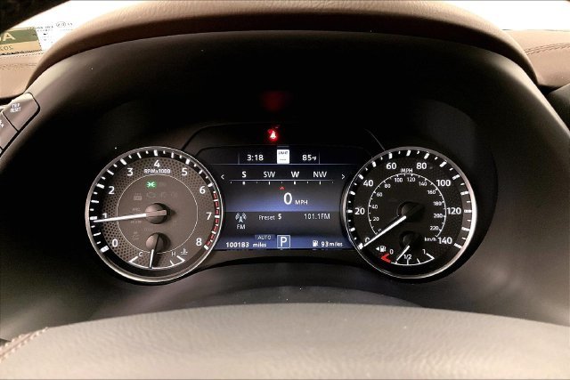 Used 2021 Aspen White Tricoat Nissan Platinum image 29
