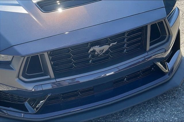 2025 Ford Mustang Dark Horse - Photo 21