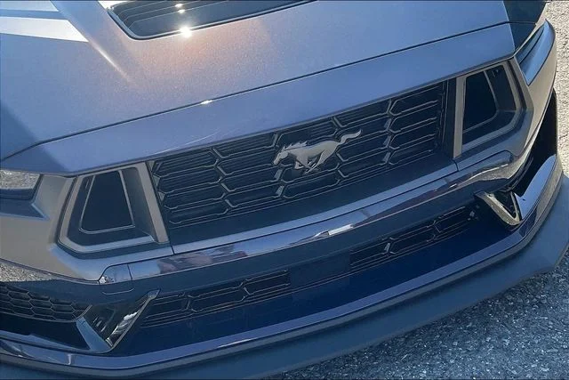 2025 Ford Mustang Dark Horse - Photo 21