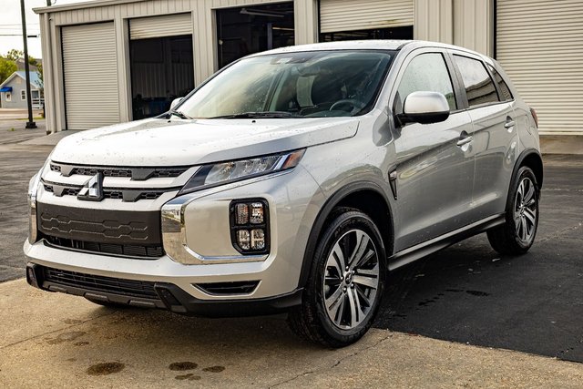 2026 Mitsubishi Outlander Sport ES