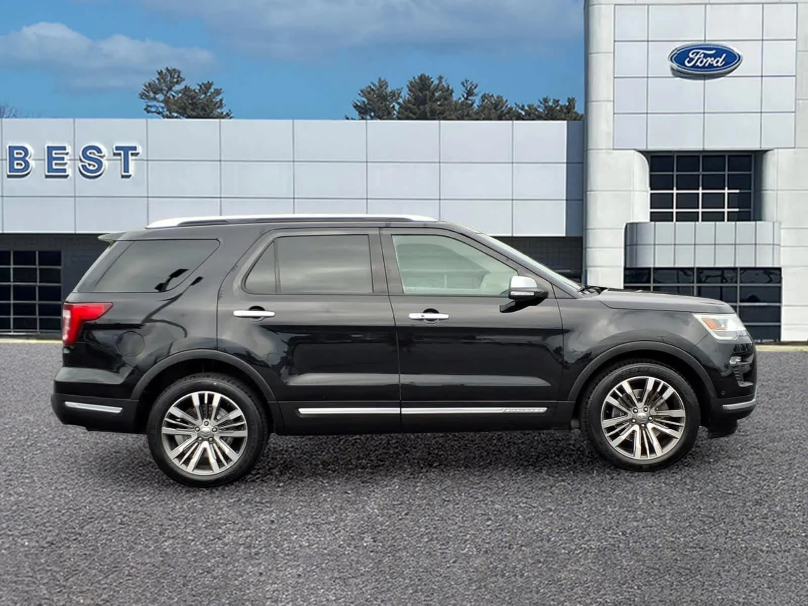 Used 2019 Agate Black Ford Platinum image 8