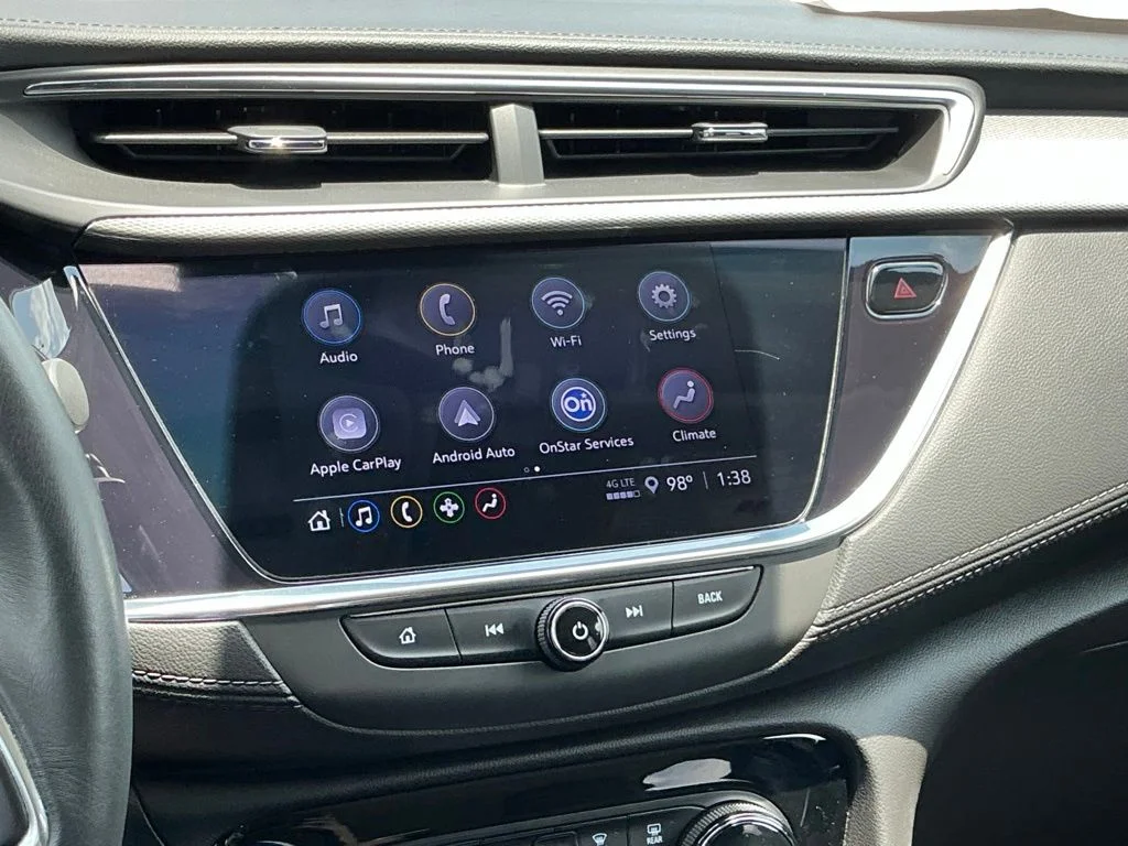 Used 2023 Black Buick Select image 40