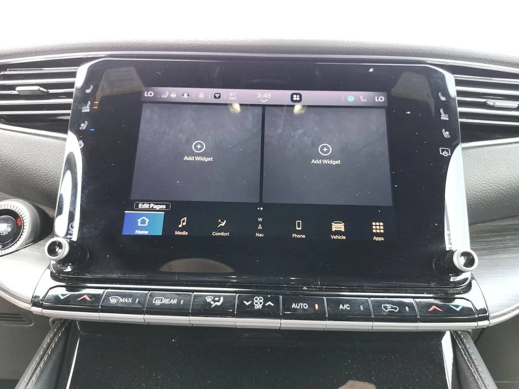 Used 2024 Gray Med Jeep Series II image 22