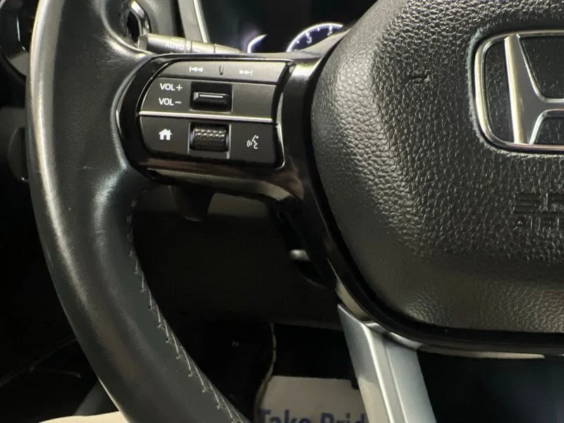 Used 2024  Honda EX-L image 23