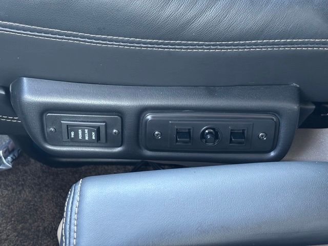 Used 2025 Special Exterior Color GMC Explorer Limited SE image 33