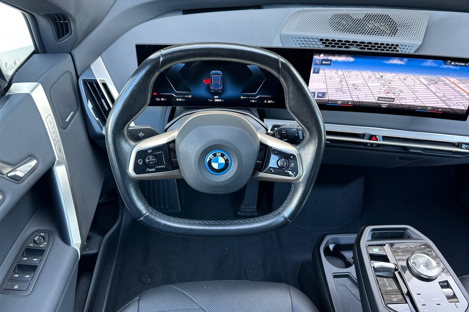 Used 2022 Phytonic Blue Metallic BMW xDrive50 image 13