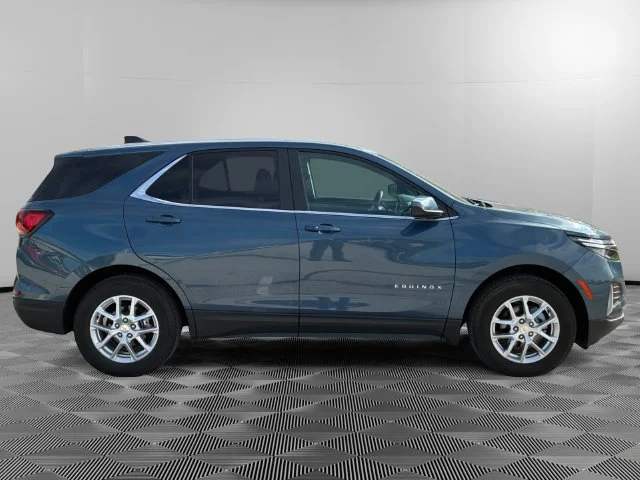 Used 2024 Blue Chevrolet LT image 6