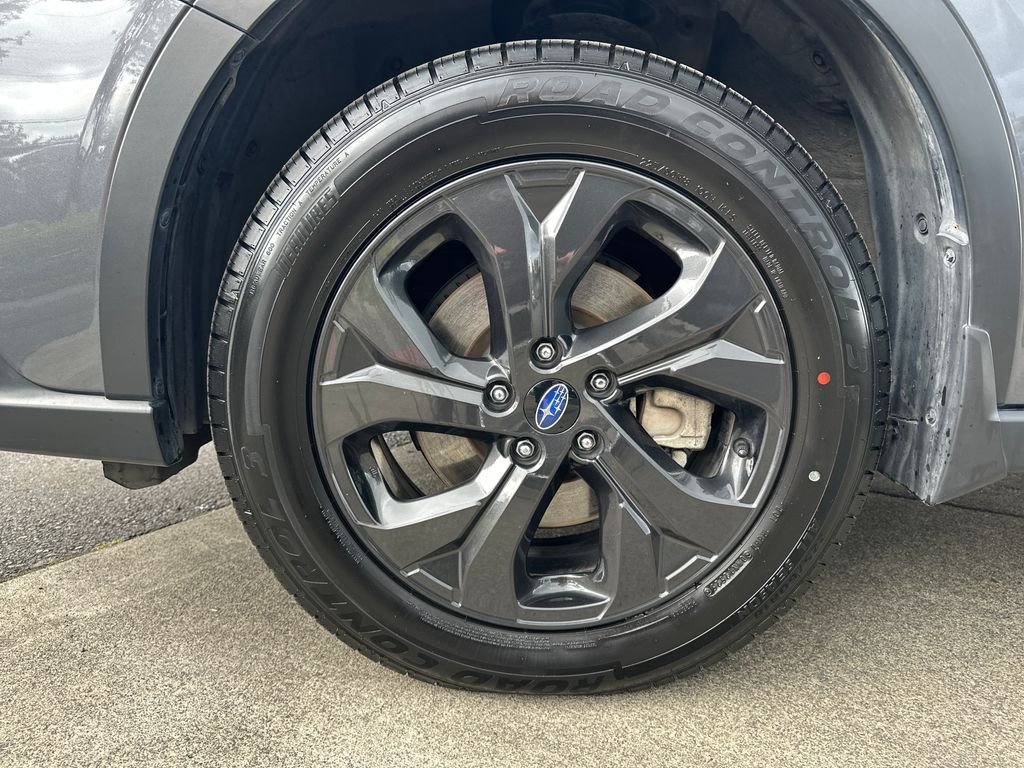 Used 2021 Gray Metallic Subaru Onyx Edition XT image 28