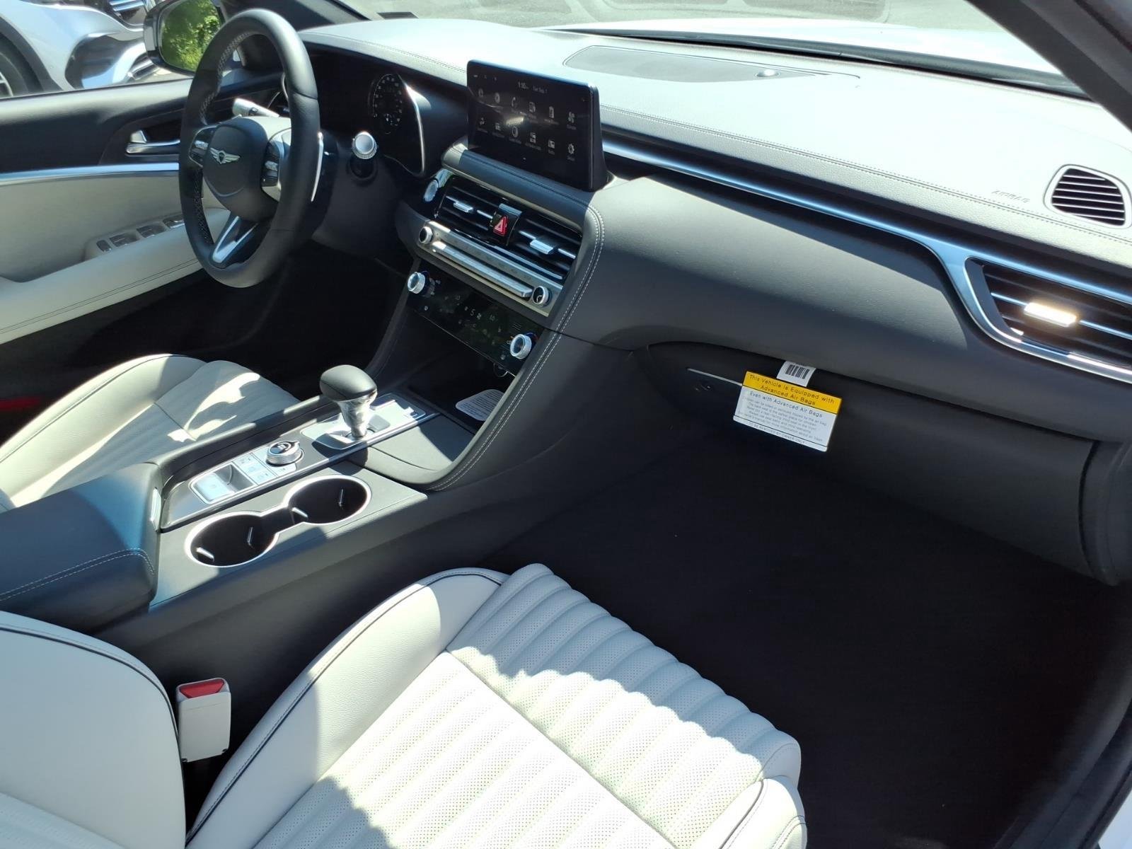 New 2026 Alta White Genesis 3.3T SPORT PRESTIGE image 26