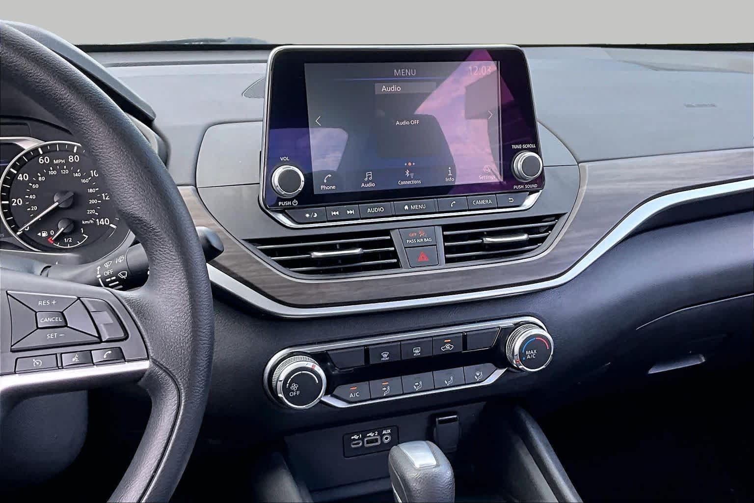 Used 2025 Gun Metallic Nissan SV image 7