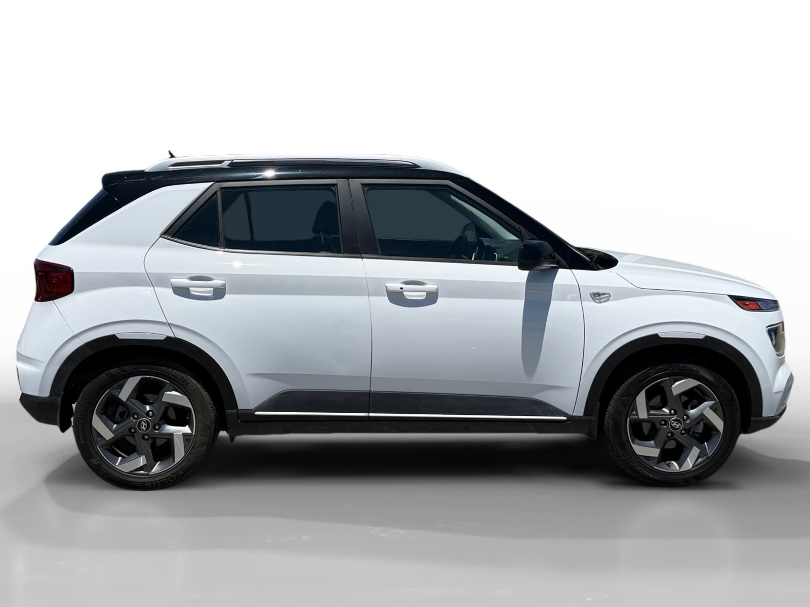 Certified Used 2023 Lunar White Hyundai  image 6