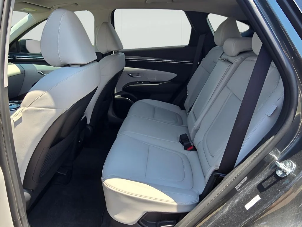 Used 2024 Amazon Gray Hyundai Limited image 12