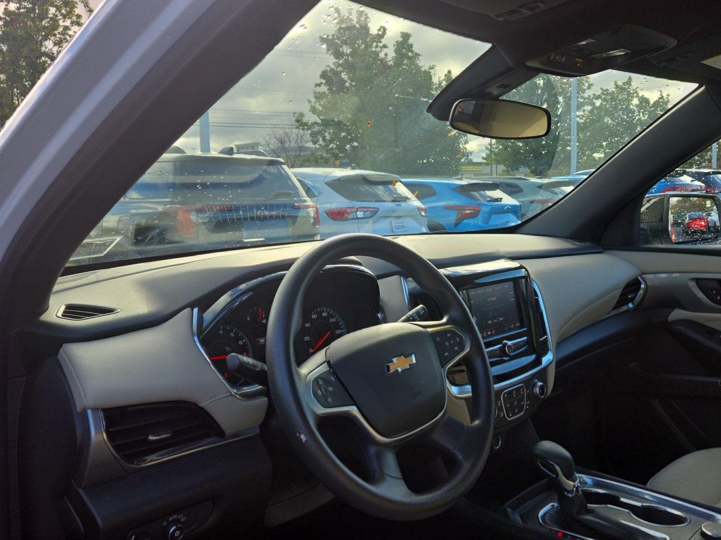 Used 2023 Summit White Chevrolet LS image 3