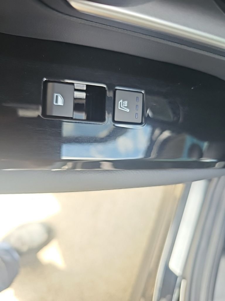 2025 Hyundai Tucson Limited - Photo 31