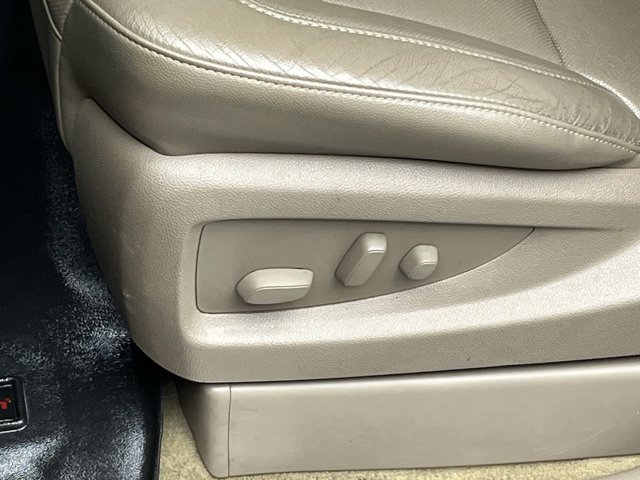 Used 2015 Summit White Chevrolet LTZ image 10