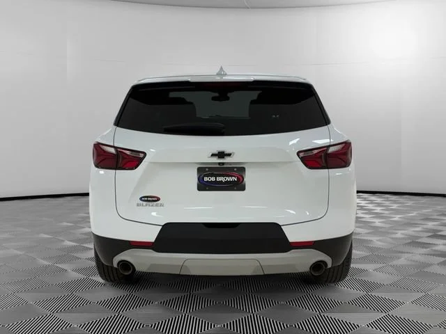 Certified Used 2022 Summit White Chevrolet 2LT image 4