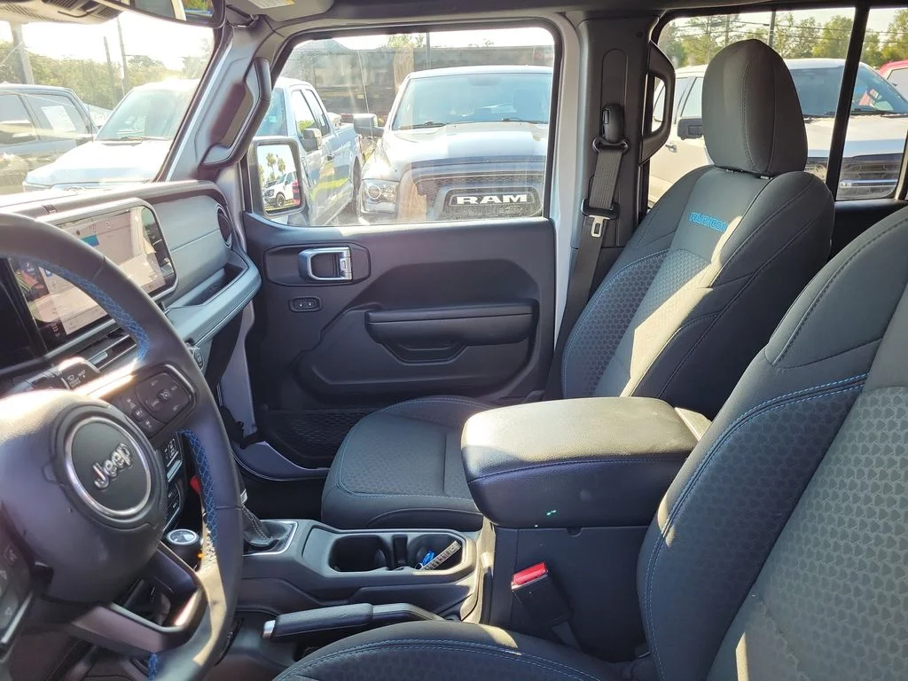 Used 2024 Silver Zynith Clearcoat Jeep Rubicon 4xe image 24
