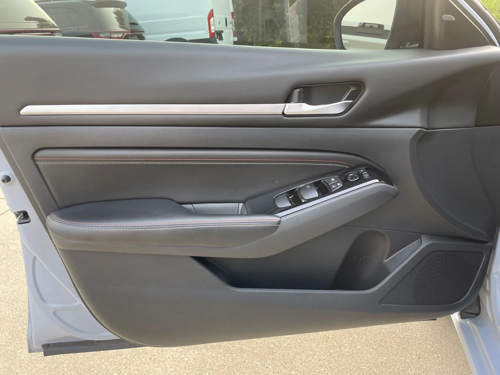 Used 2023 Gray Nissan 2.5 SR image 15