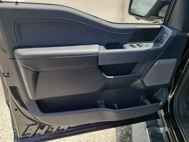 New 2026 Black Metallic Ford Lariat image 16