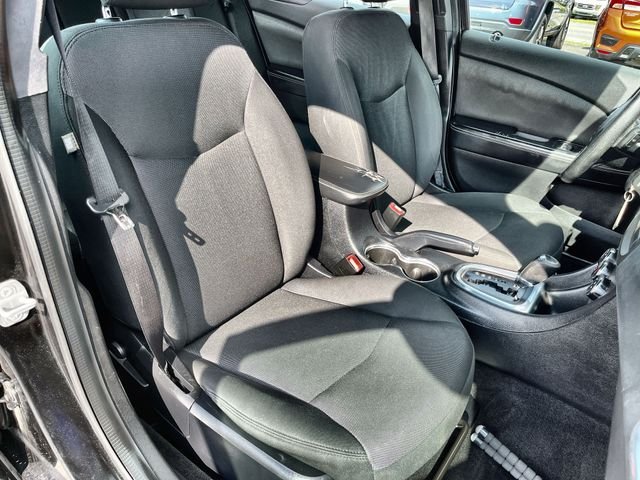 Used 2014 Black Dodge SE image 24