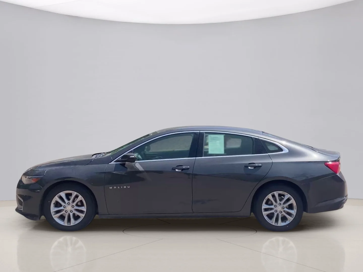 Used 2017 Gray Chevrolet 1LT image 2