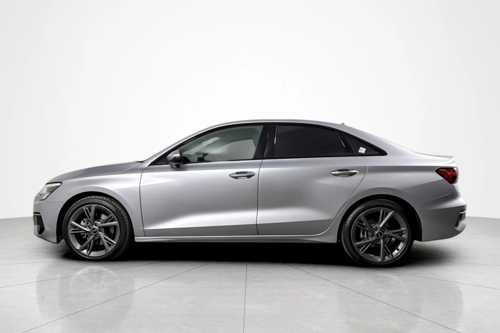 Used 2024 Florett Silver Metallic Audi Premium Plus 40 TFSI quattro image 2
