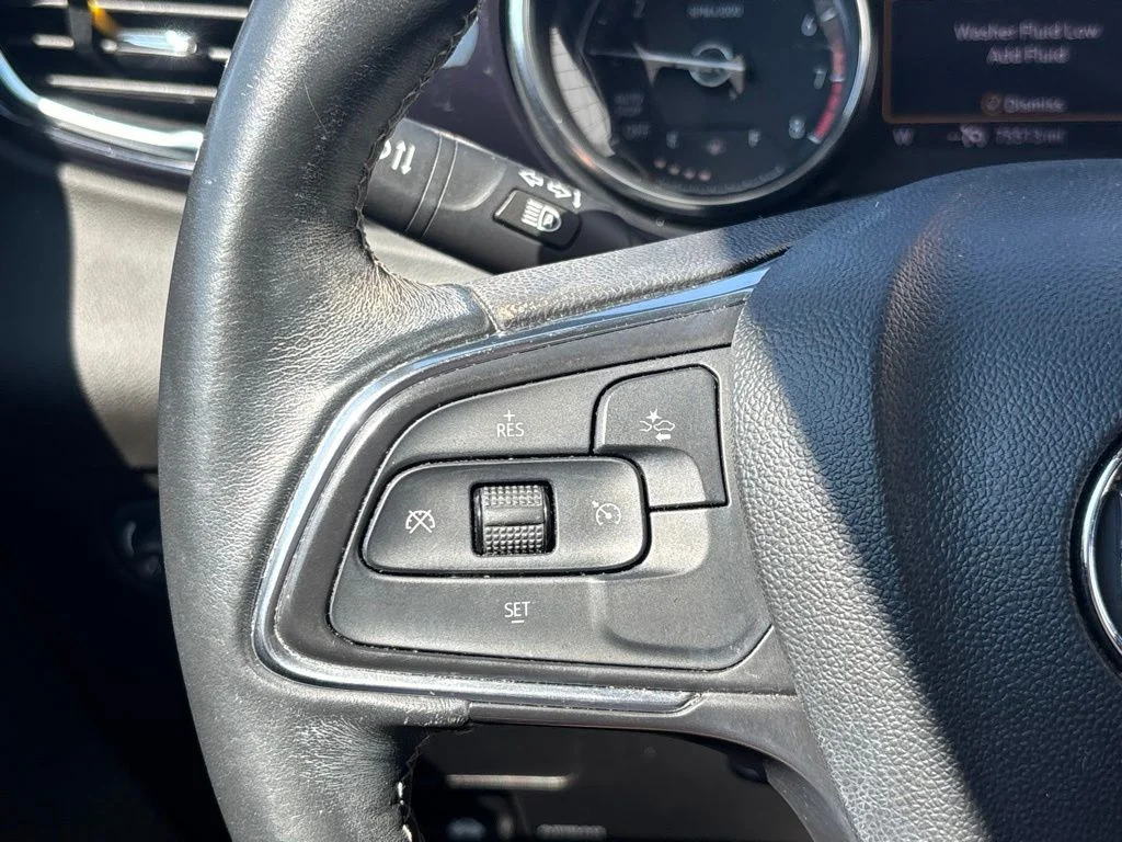 Used 2021 Gray Buick Preferred image 20