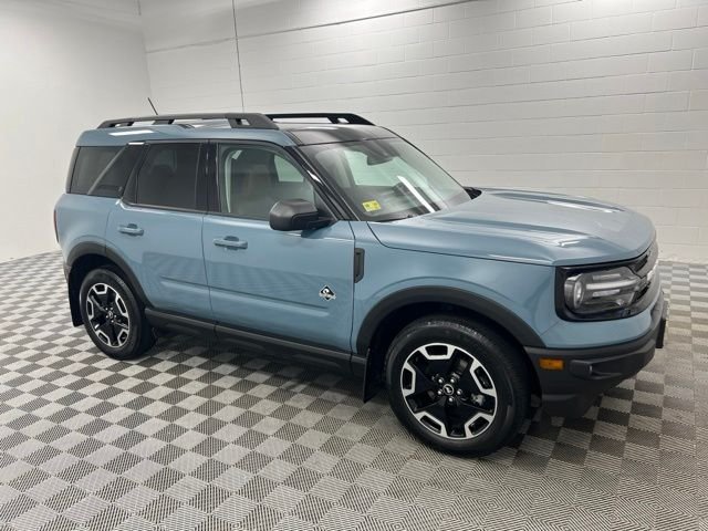 Used 2023 Blue Ford Outer Banks image 4