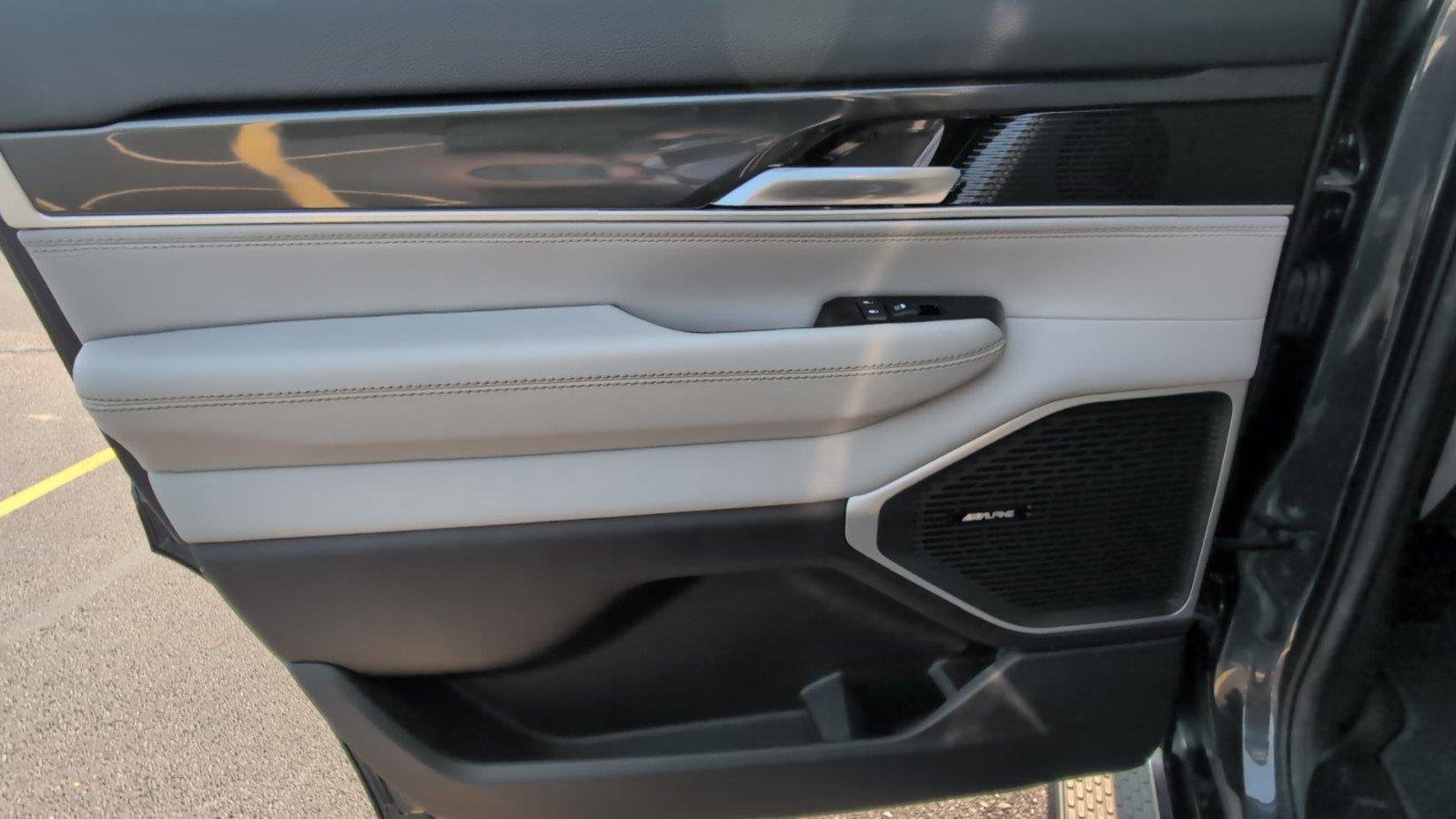 Used 2023 River Rock Jeep Base image 37