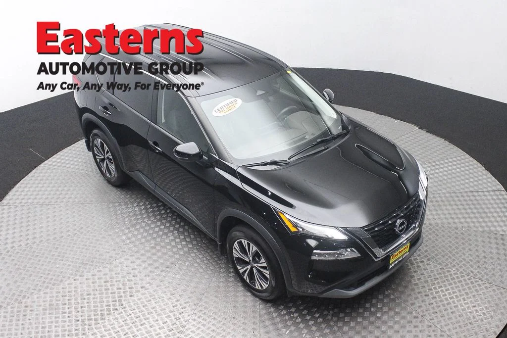 Used 2022 Black Nissan SV image 3