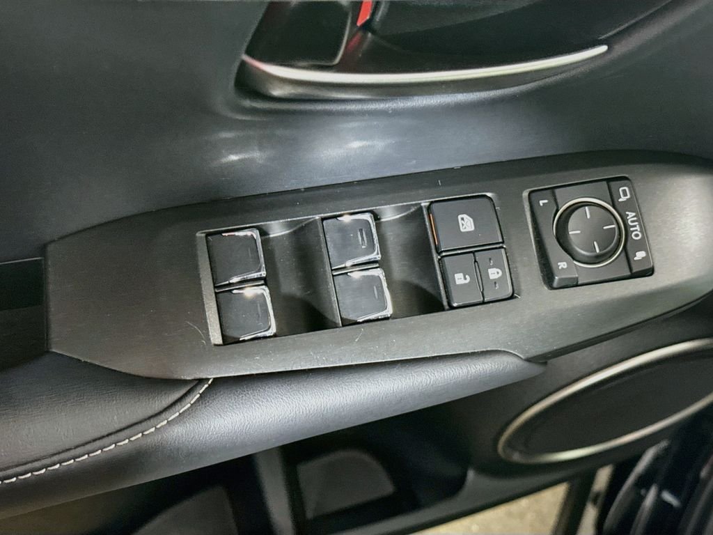 Used 2019 Obsidian Lexus F SPORT image 17