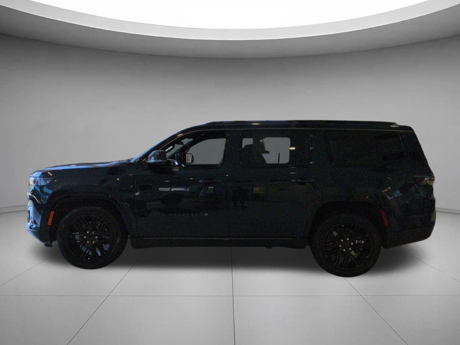 New 2026 Fathom Blue Pearlcoat Jeep Limited Reserve image 2