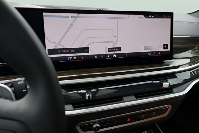 Used 2024 White BMW xDrive40i image 31