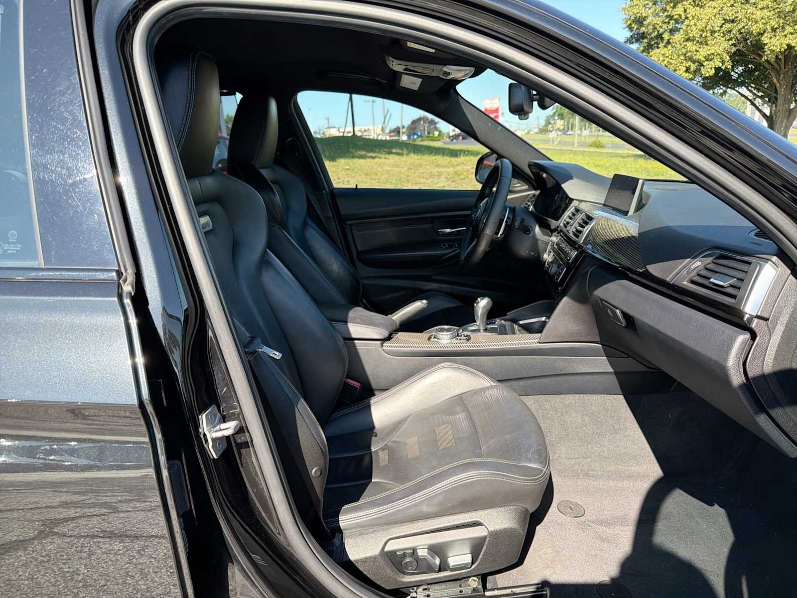 Used 2016 Black BMW  image 15
