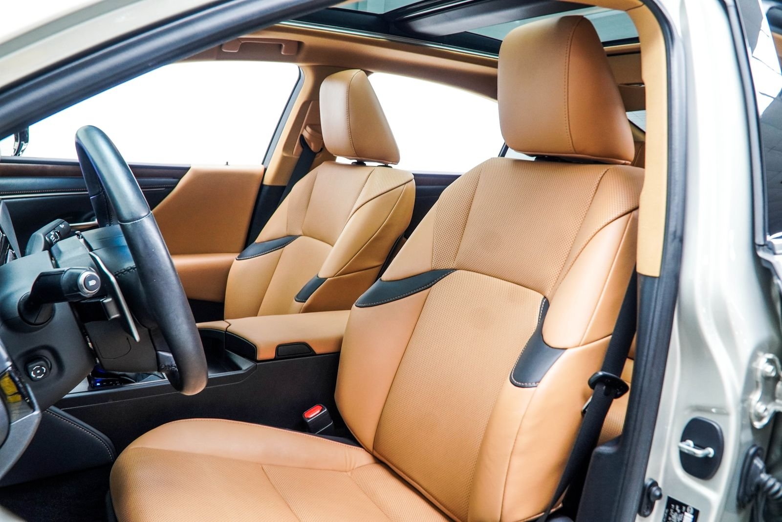 Used 2023 Beige Lexus 350 image 38