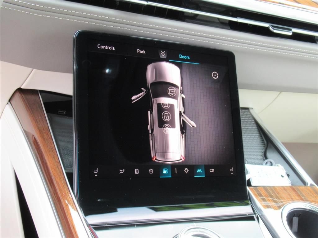 2026 Cadillac Escalade Platinum Sport - Photo 25