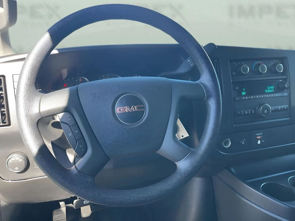 Used 2023 White GMC Work Van image 20