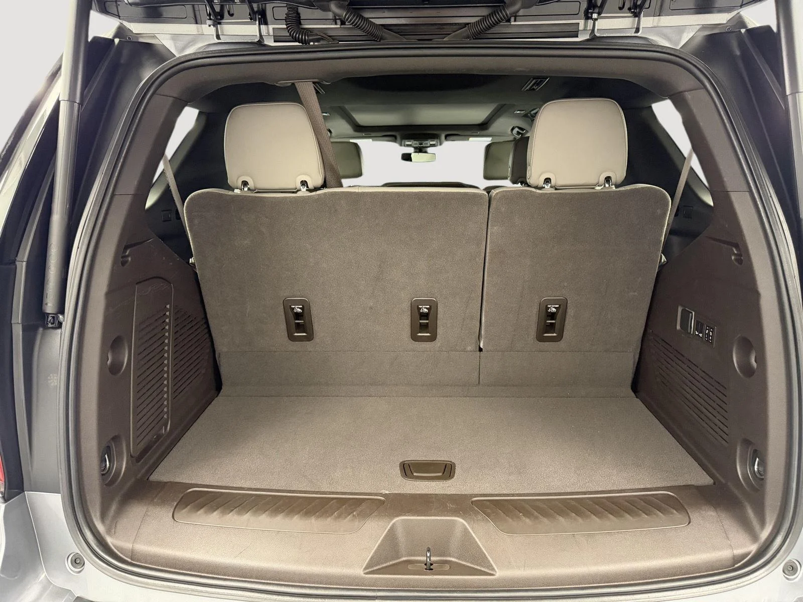 2022 Chevrolet Tahoe LT - Photo 26