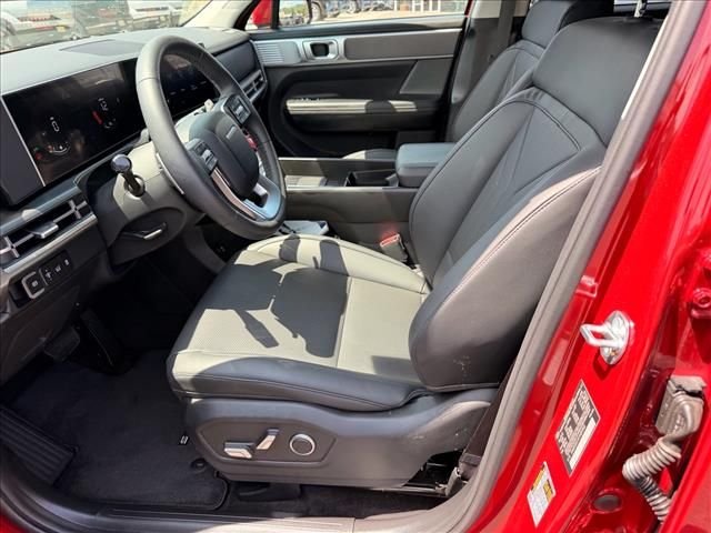 Used 2026 Red Hyundai SEL image 9