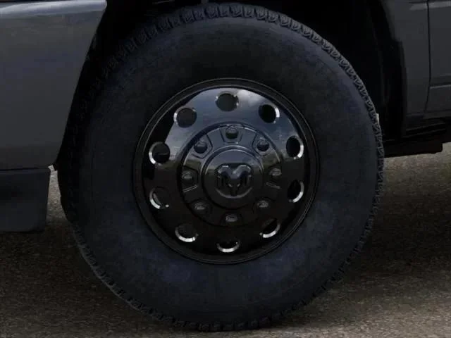 New 2026 Ceramic Gray Clearcoat RAM Big Horn image 112