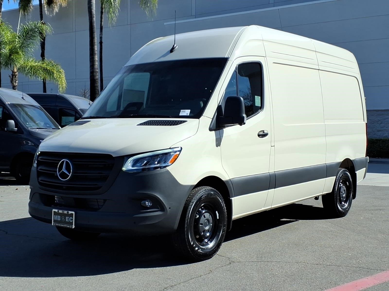 2026 Mercedes-Benz Sprinter 2500 144 WB HO's photo