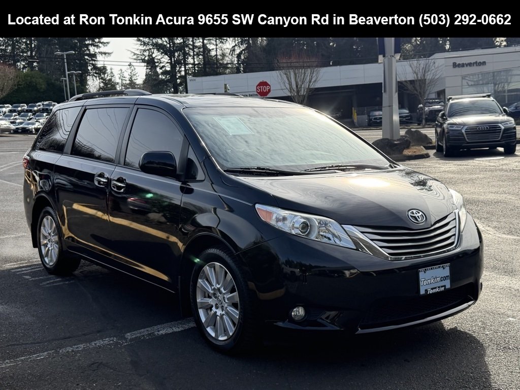 2017 Toyota Sienna XLE Premium