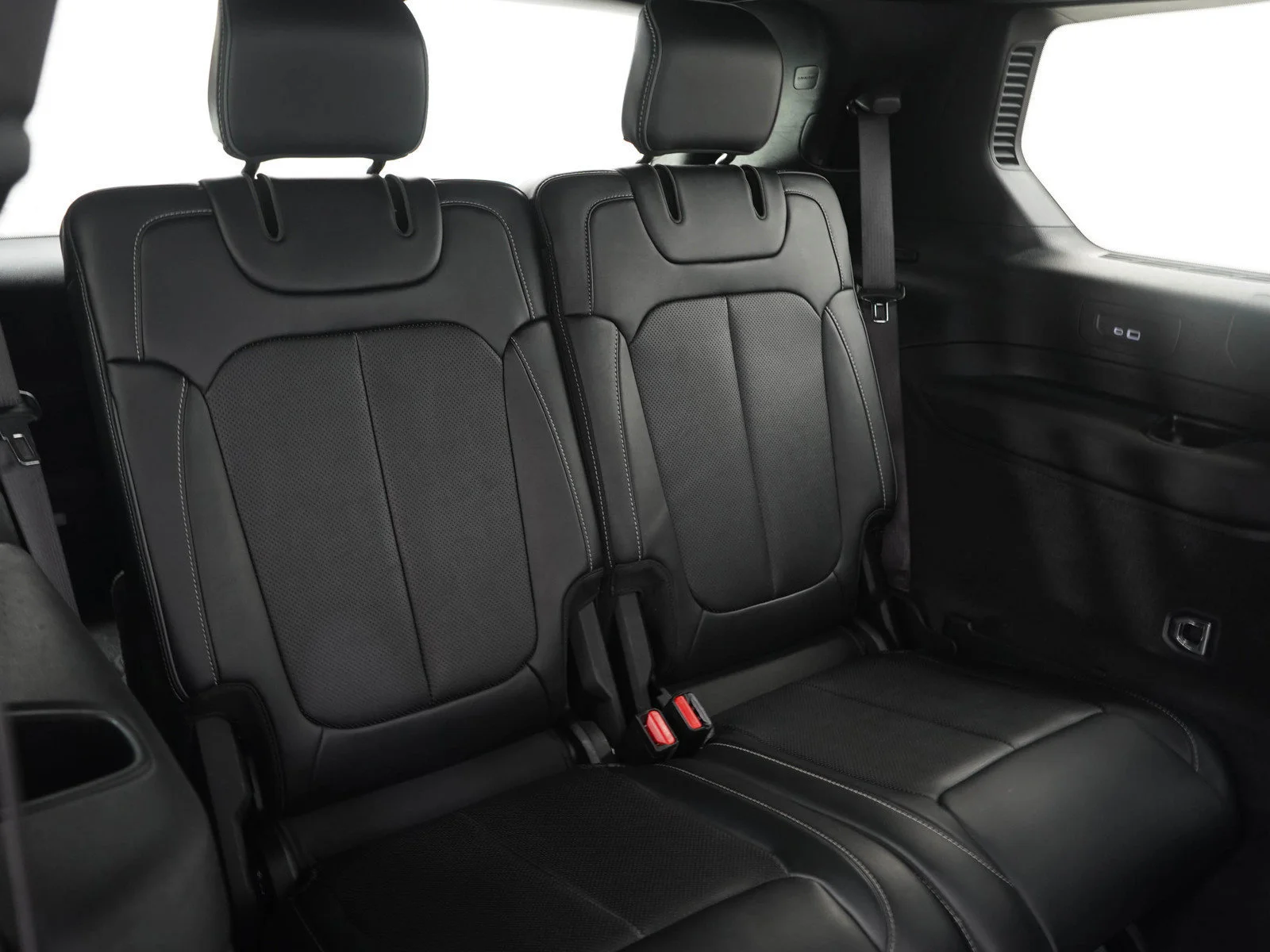 Used 2021 Silver Zynith Jeep Overland image 15