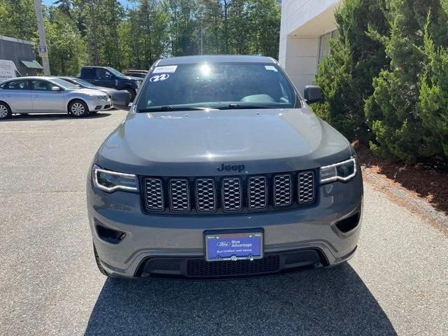 Used 2022 Sting-Gray Clearcoat Jeep Laredo X image 3