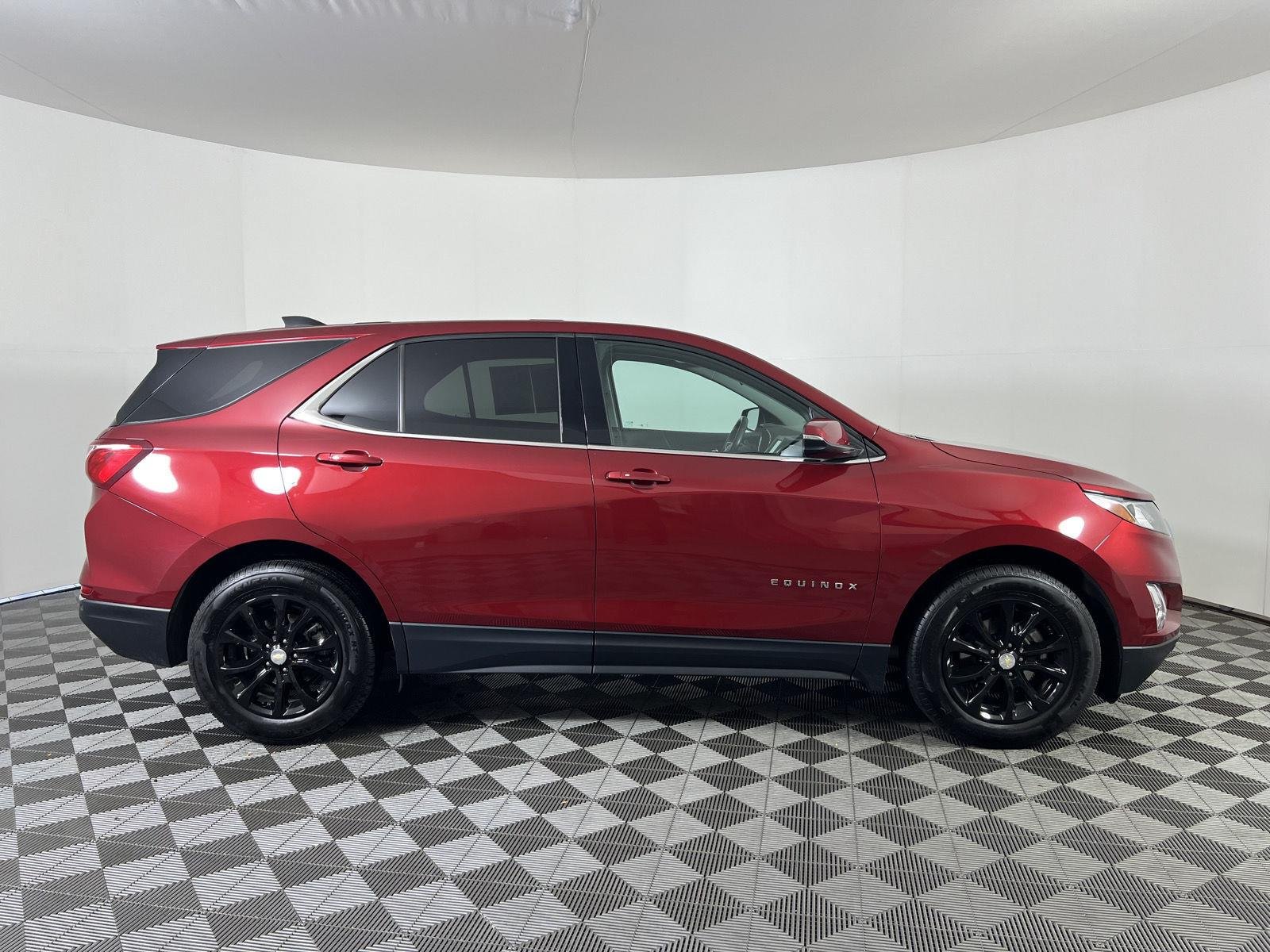 Used 2018 Cajun Red Tintcoat Chevrolet LT image 24